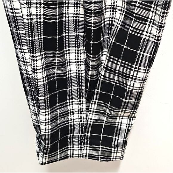 Garage Women Chelsea Pleated Plaid Dress Pants Pockets Black and White Size L - Picture 7 of 10